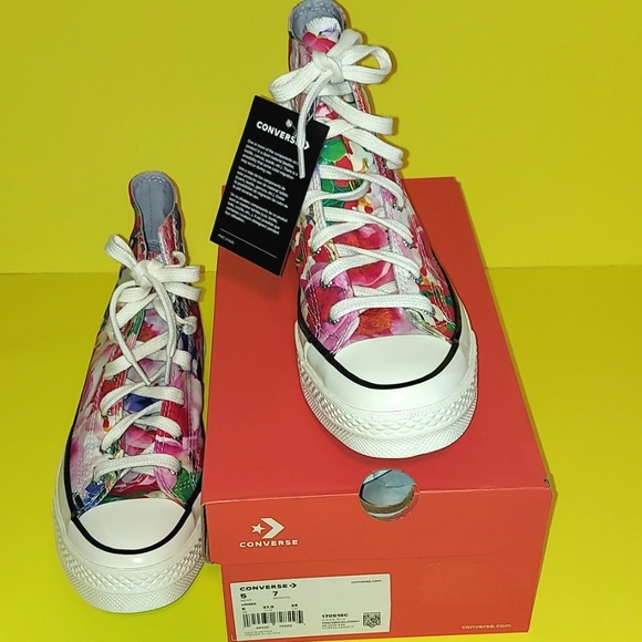 Converse Chuck 70 Heart of city floral print women's size 7. - Picture 8 of 9